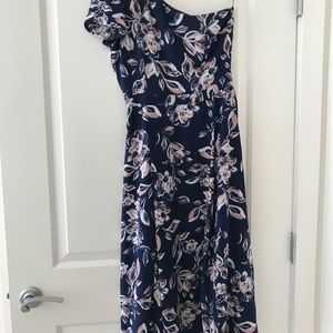NWT Charles Henry midi length one shoulder dress